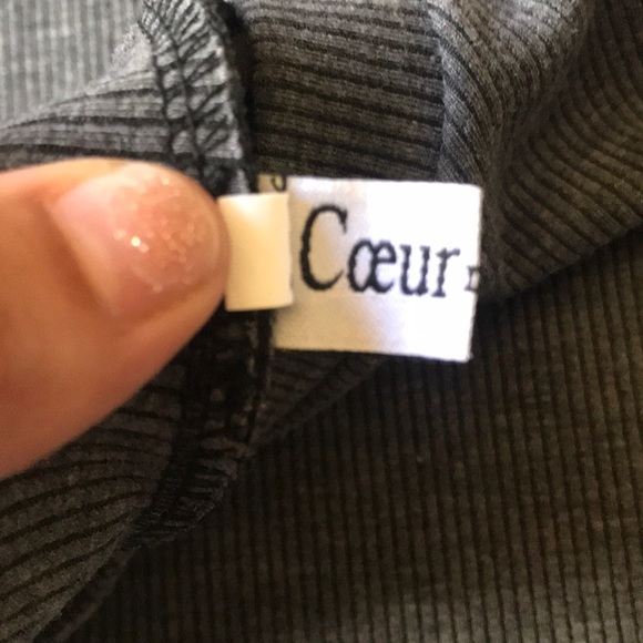 Coeur de vague long sleeve grey dress. - Picture 4 of 8